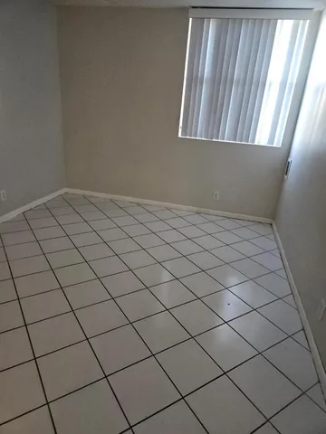 $1,400 | 2771 Riverside Drive, Unit 306, Coral Springs, FL 33065