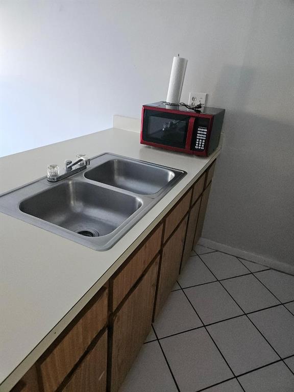 2771 Riverside Drive, Unit 306 Coral Springs, FL 33065 - Photo 5 of 18