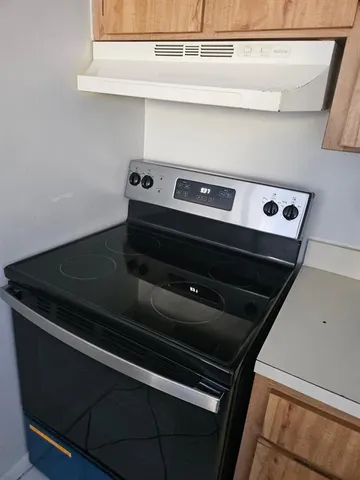 $1,400 | 2771 Riverside Drive, Unit 306, Coral Springs, FL 33065