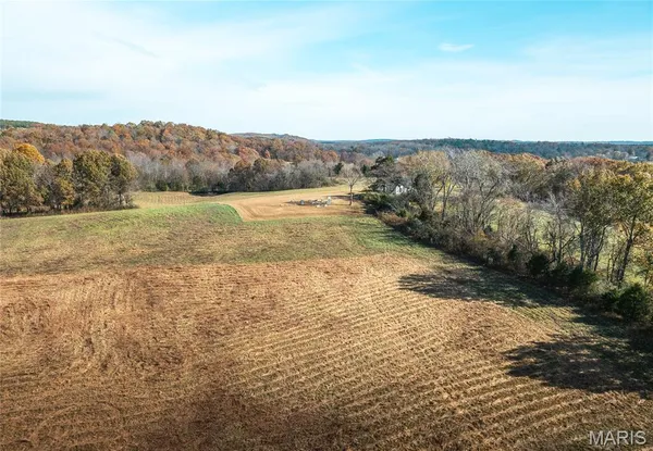 $825,000 | 31 Sparks Hill Road, Elizabethtown, IL 62931