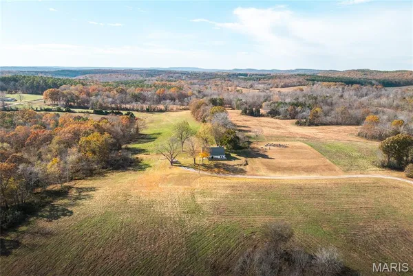 $825,000 | 31 Sparks Hill Road, Elizabethtown, IL 62931