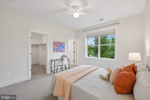 $2,400,000 | 2336 North Oak Street, Falls Church, VA 22046