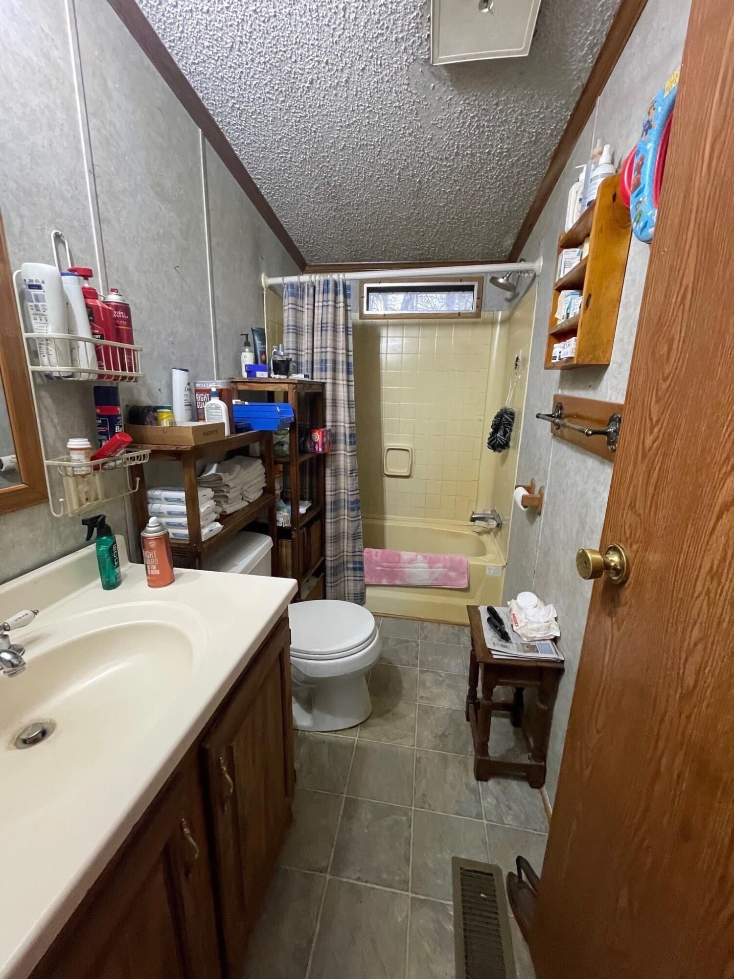 9 Jackson Street Dexter, ME 04930 - Photo 14 of 23 8