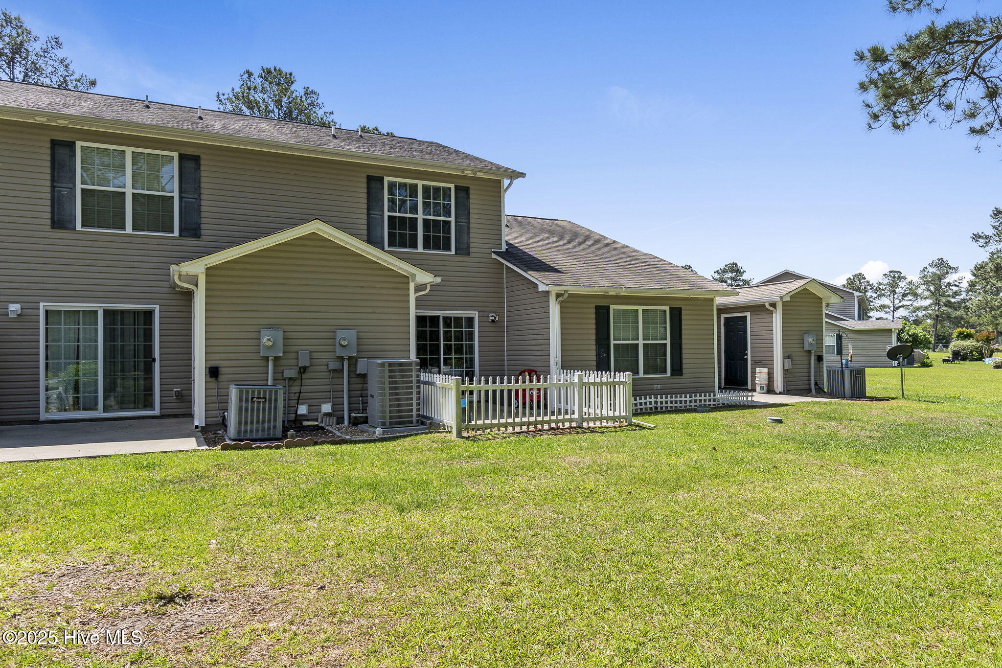 601 Peletier Loop Road Peletier, NC 28584 - Photo 30 of 33 Silver Creek Townhome in Peletier
