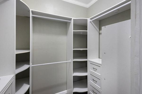 313 West Congress Street Brookhaven, MS 39601 - Photo 13 of 19 Primary Walk-Closet