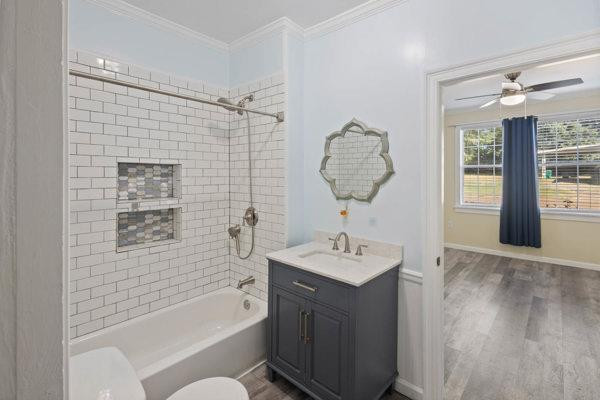 313 West Congress Street Brookhaven, MS 39601 - Photo 16 of 19 Jack & Jill Bathroom