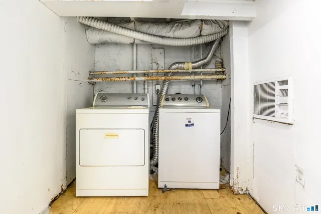 $150,000 | 252 Wood Street, Waterbury, CT 06704