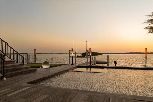 $3,275,000 | 3310 Sunset Drive North, St. Petersburg, FL 33710