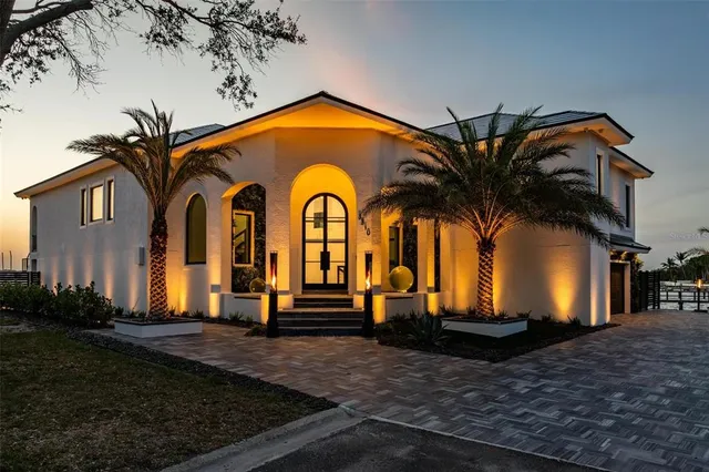 $3,275,000 | 3310 Sunset Drive North, St. Petersburg, FL 33710