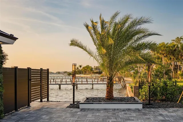 $3,275,000 | 3310 Sunset Drive North, St. Petersburg, FL 33710