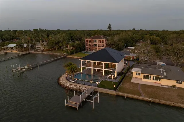 $3,275,000 | 3310 Sunset Drive North, St. Petersburg, FL 33710