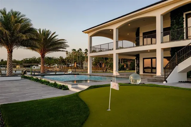 $3,275,000 | 3310 Sunset Drive North, St. Petersburg, FL 33710