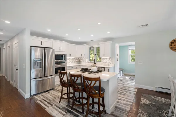 $3,000 | 9 Woodlund Avenue, Westerly, RI 02891