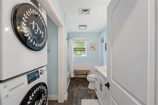 $3,500 | 9 Woodlund Avenue, Westerly, RI 02891