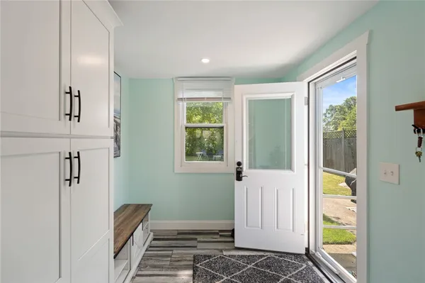 $3,000 | 9 Woodlund Avenue, Westerly, RI 02891