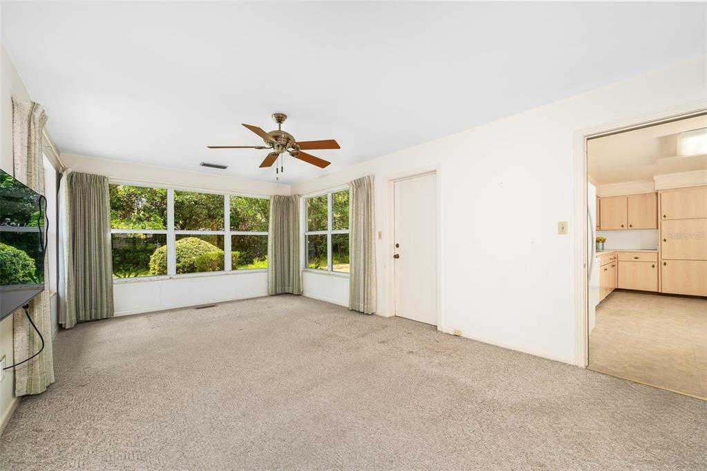 3919 Southwest 4th Place Gainesville, FL 32607 - Photo 13 of 38