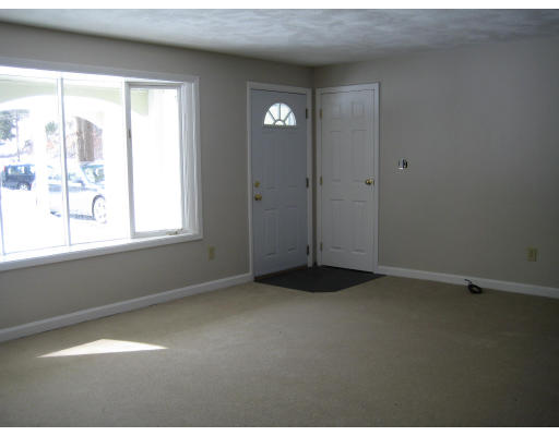 44 Old Stage Road Chelmsford, MA 01824 - Photo 4 of 12