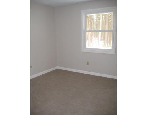 44 Old Stage Road Chelmsford, MA 01824 - Photo 8 of 12