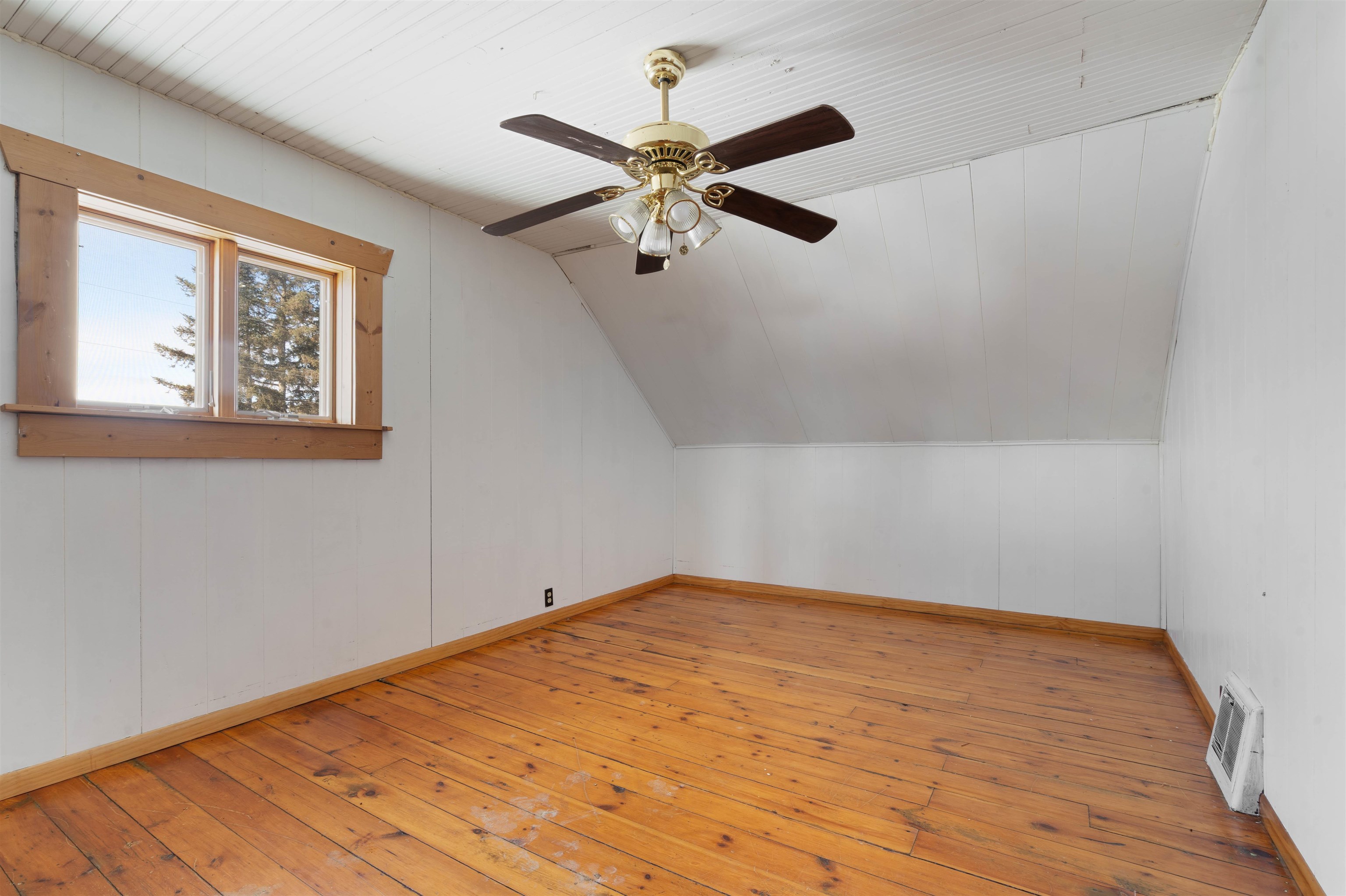 10029 Highway 2 Poplar, WI 54864 - Photo 15 of 22