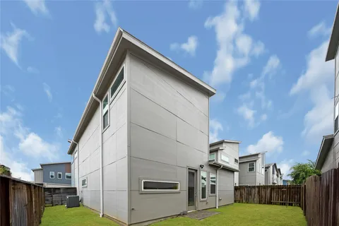 $525,000 | 5702 Pampero Lane, Houston, TX 77092