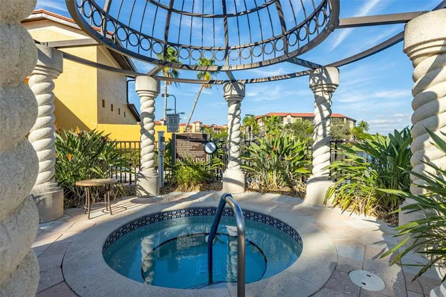 $1,950 | 99 Vivante Boulevard, Unit 305/9935, Punta Gorda, FL 33950