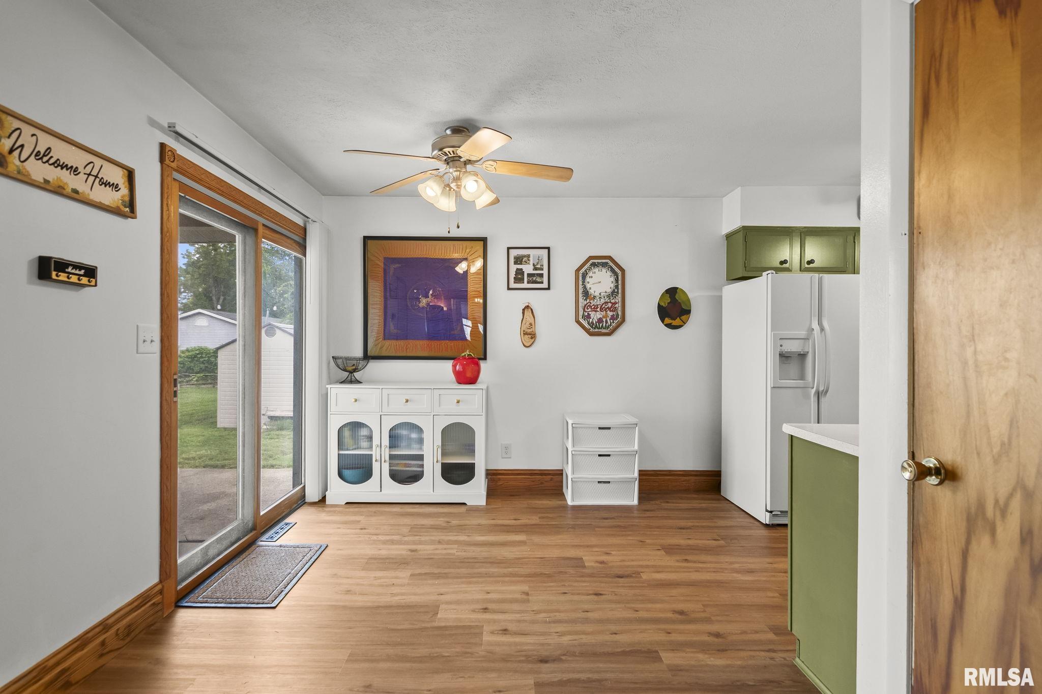 1828 Wolfe Street Springfield, IL 62702 - Photo 8 of 41 Gallery Image 8