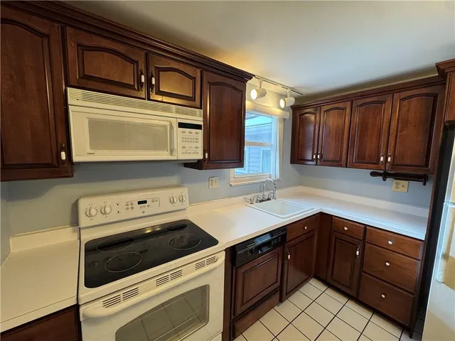 $329,900 | 110 Woodbury Drive, Butler, PA 16001