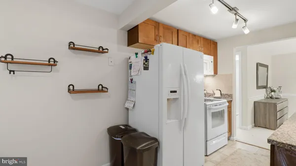 a view of walk in closet