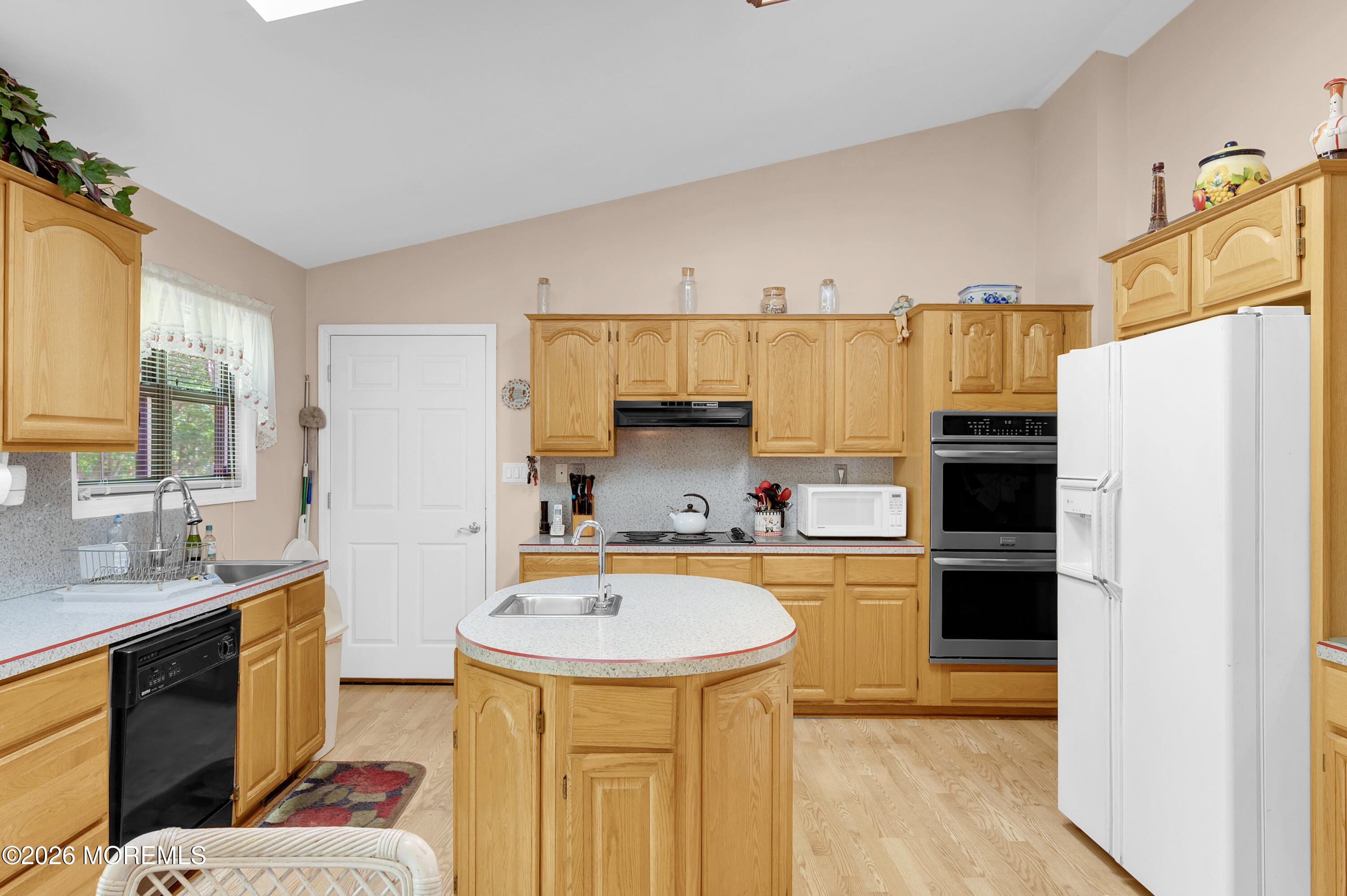 519 Vath Street Jackson, NJ 08527 - Photo 28 of 73 Kitchen 3-2