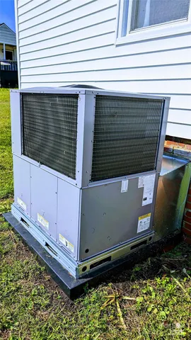 a view of a back yard of the house