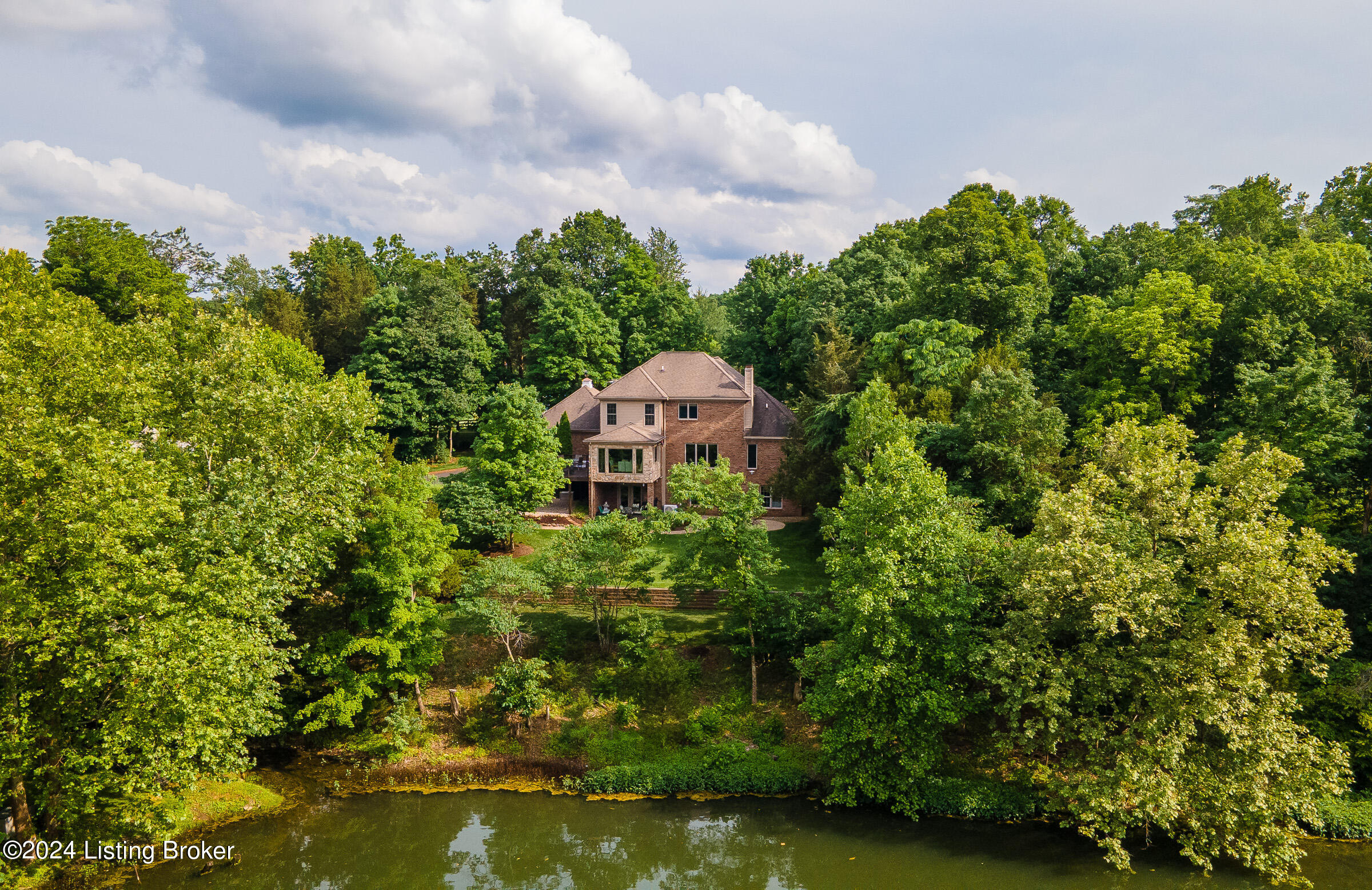 11319 Tarrence Road Louisville, KY 40299 - Photo 10 of 67 11319 Tarrence Rd-6