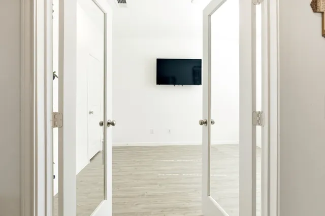 $2,350 | 343 Paso Fino Drive, Alvin, TX 77511