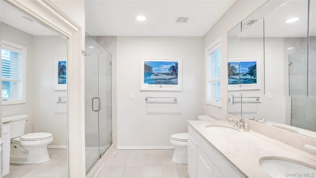 $2,999,000 | 9 Rosebud Lane, East Quogue, NY 11942