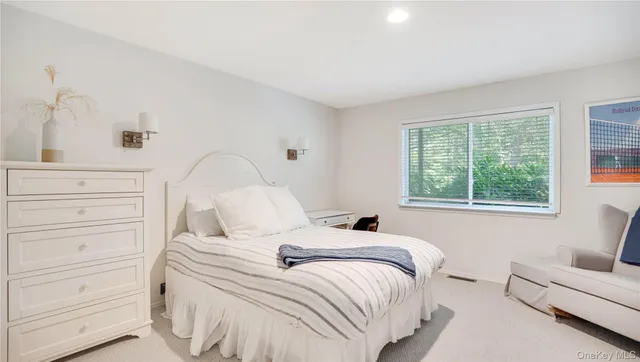 $2,999,000 | 9 Rosebud Lane, East Quogue, NY 11942