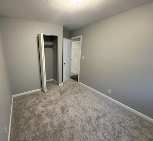 an empty room with a empty space