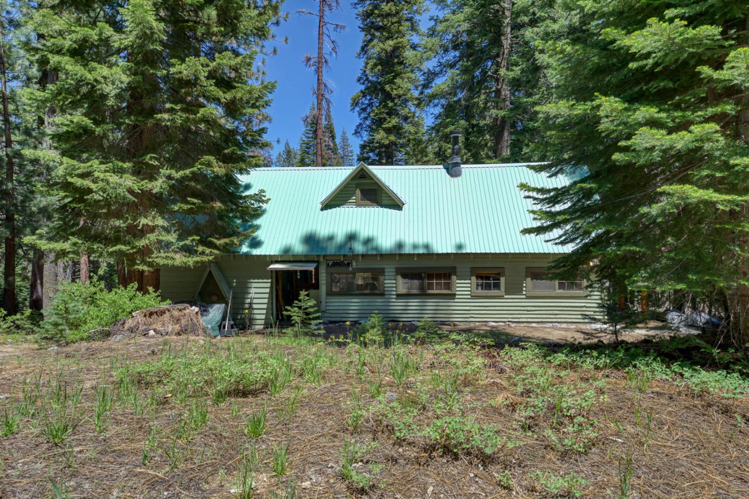 61504 Huntington Lake Road, Unit 6 Mono Hot Springs, CA 93642 - Photo 43 of 49