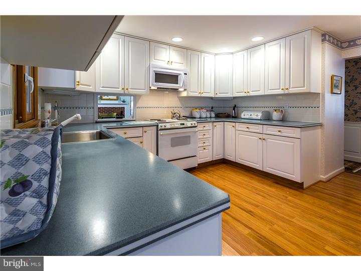 38 Middleton Road Moorestown, NJ 08057 - Photo 5 of 16 Kitchen