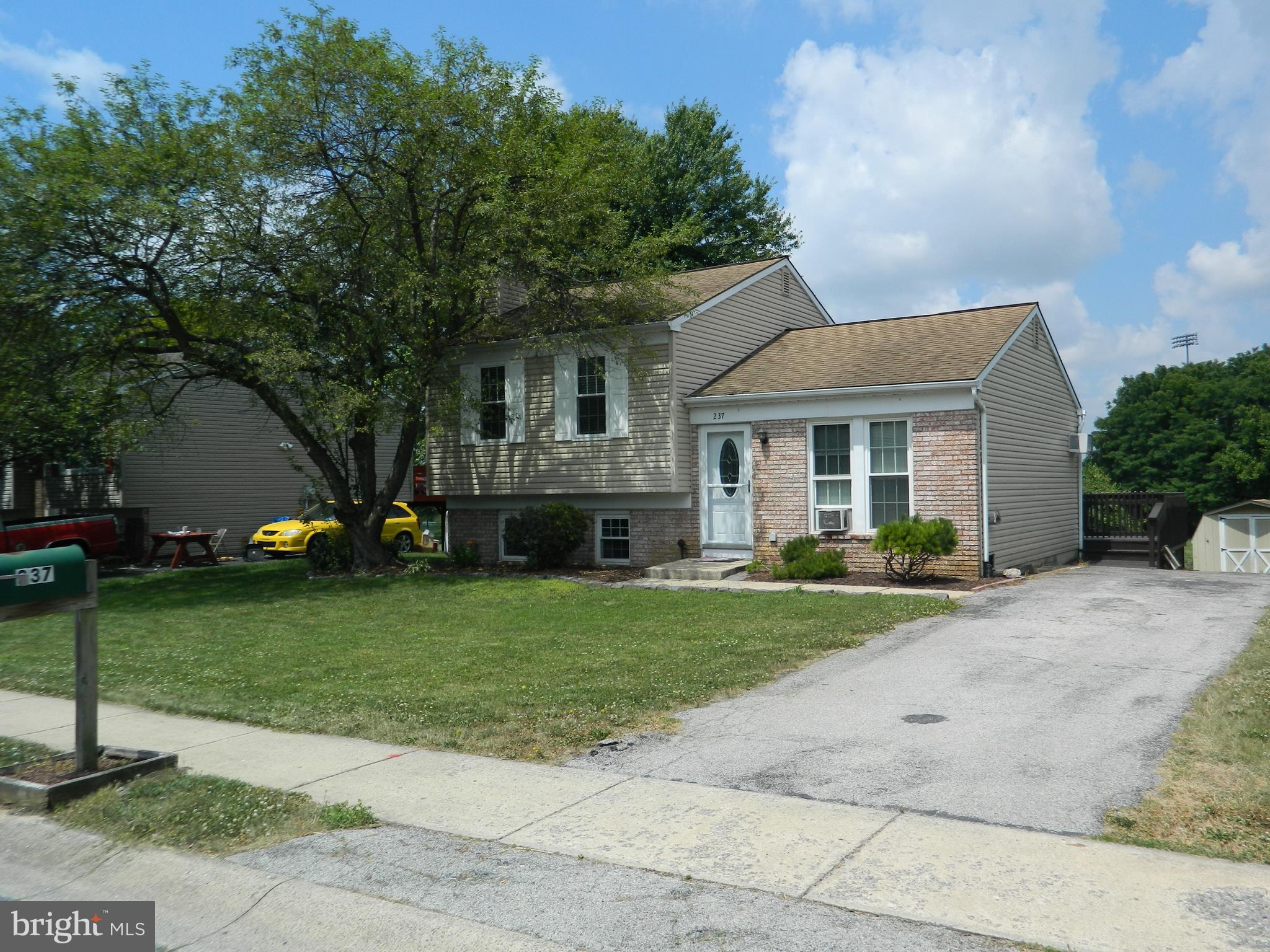 237 Pulte Road Lancaster, PA 17601 - Photo 2 of 28 Front