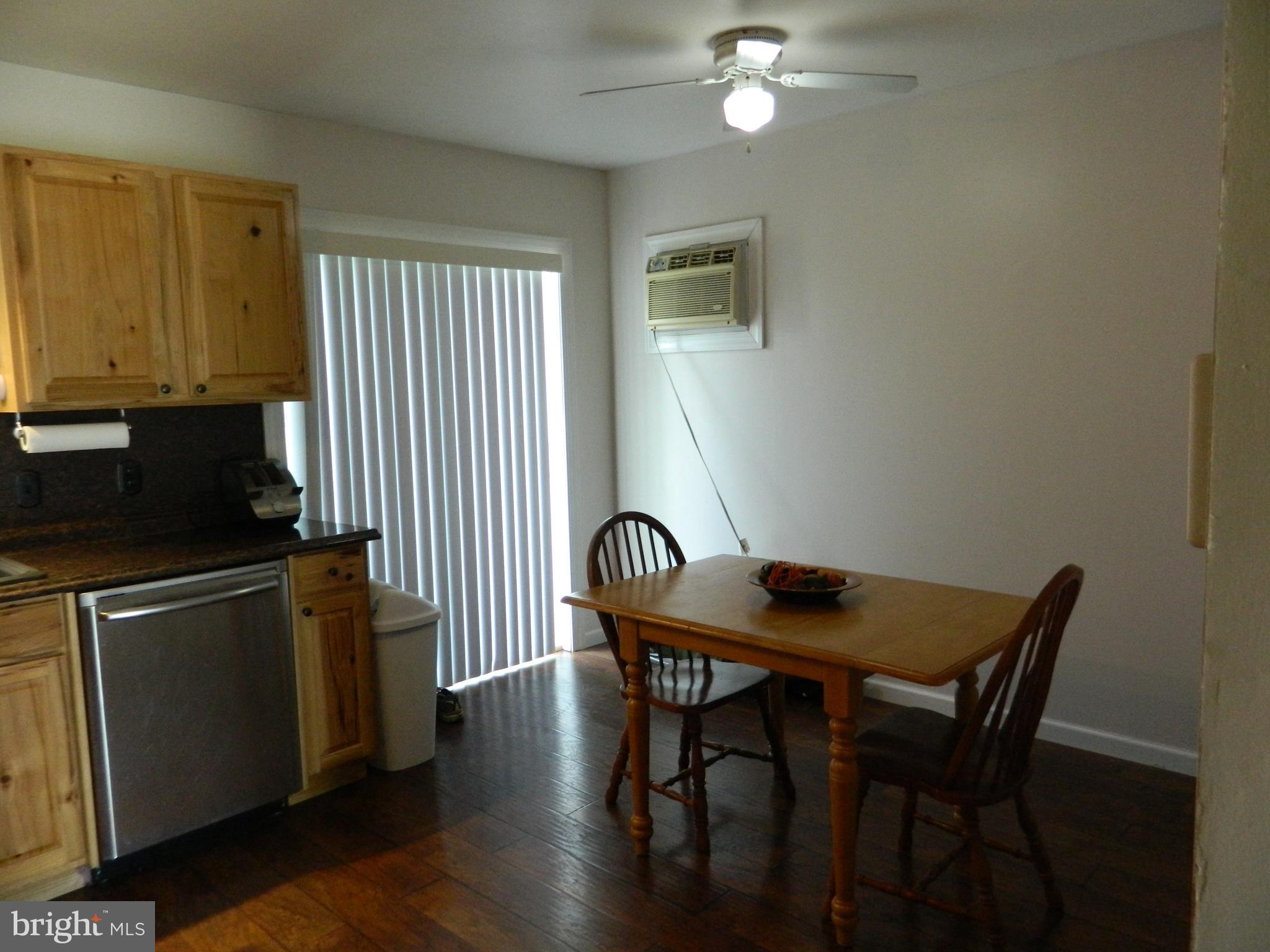 237 Pulte Road Lancaster, PA 17601 - Photo 11 of 28 Kitchen