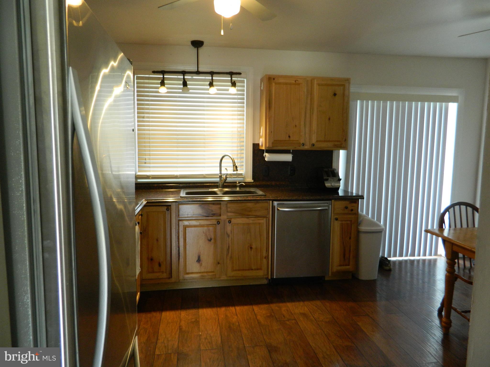 237 Pulte Road Lancaster, PA 17601 - Photo 12 of 28 Kitchen