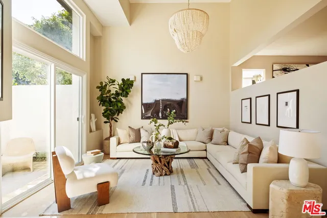 $2,625,000 | 130 Marguerita Avenue, Unit 13, Santa Monica, CA 90402