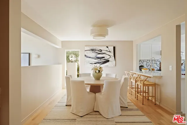 $2,625,000 | 130 Marguerita Avenue, Unit 13, Santa Monica, CA 90402