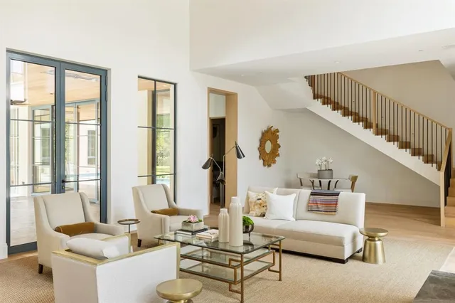 $24,500,000 | 6901 Hunters Glen Road, University Park, TX 75205