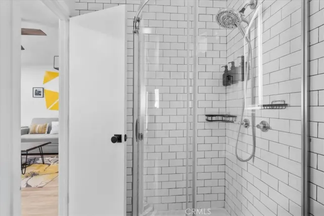 a picture of a bench in a mirror