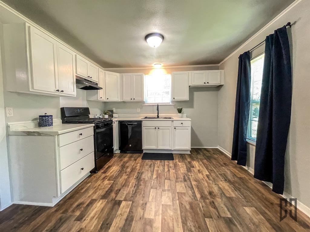 608 Batton Street Minden, LA 71055 - Photo 5 of 17 Kitchen