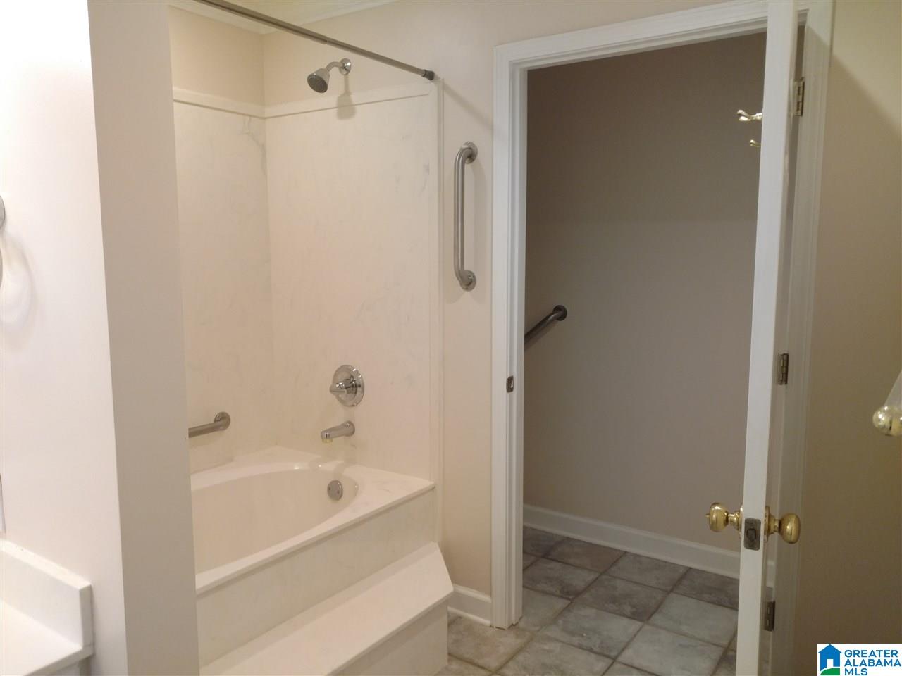 9544 Golden Lane Bessemer, AL 35023 - Photo 11 of 30