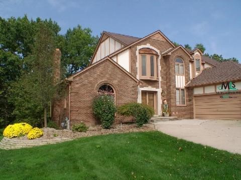 3042 Quail Rochester, MI 48309 - Photo 1 of 9 824163.JPG