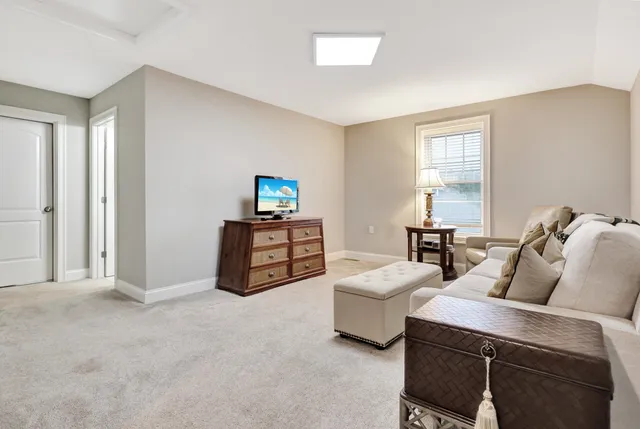 $750,000 | 24 Del Ray Drive, Windham, NH 03087