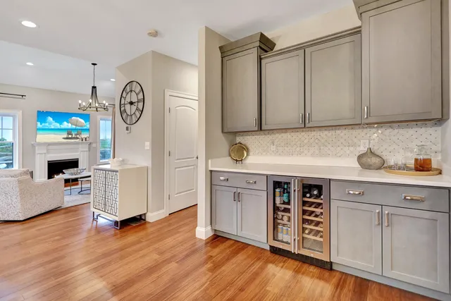 $750,000 | 24 Del Ray Drive, Windham, NH 03087