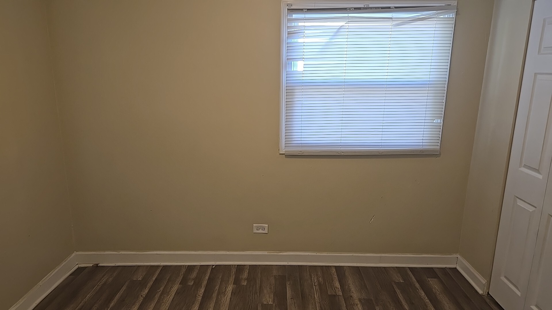 15333 Cherry Lane Markham, IL 60428 - Photo 18 of 22